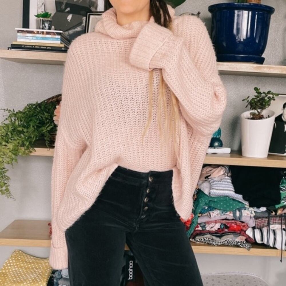 Leith Oversized Turtleneck Sweater Baby Pink Slouchy Fit Knit Size XS